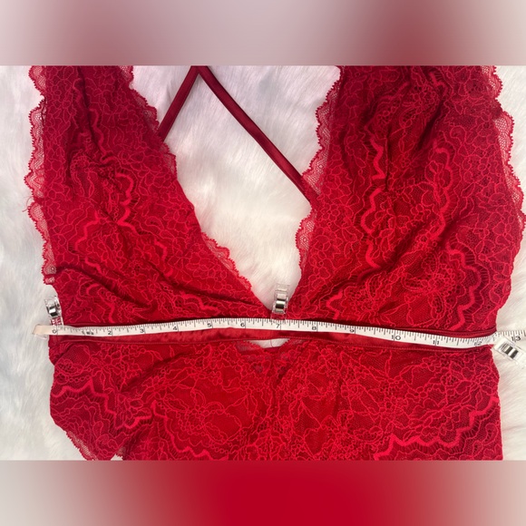 Victoria Secret Lingerie - Picture 11 of 13